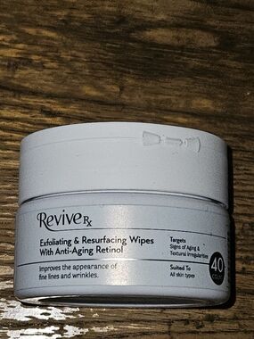 Revive RX Exfoliating & Resurfacing Wipes With Anti-Aging Retinol BNIB